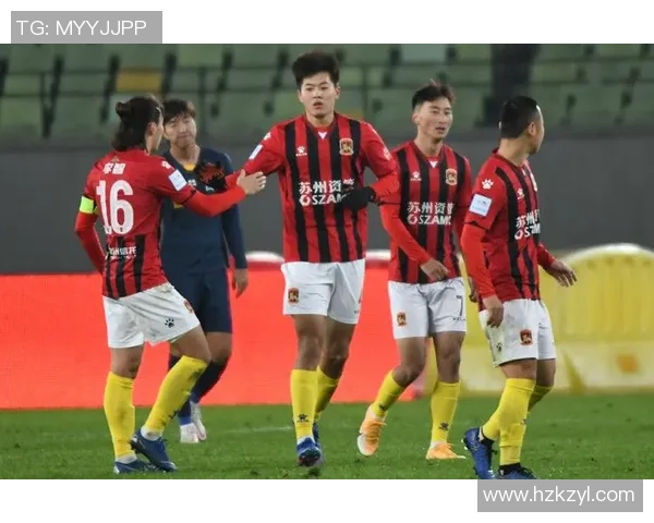 足协杯精彩对决恒大迎战富力央视全程直播助力球迷共赏盛宴 足协杯精彩对决恒大迎战富力央视全程直播助力球迷共赏盛宴